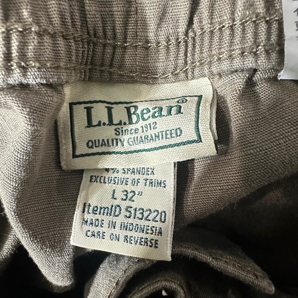 L.L. Bean Explorer Ripstop Pants, Comfort Waist, Standard Fit, Tapered Leg XL - Picture 10 of 11